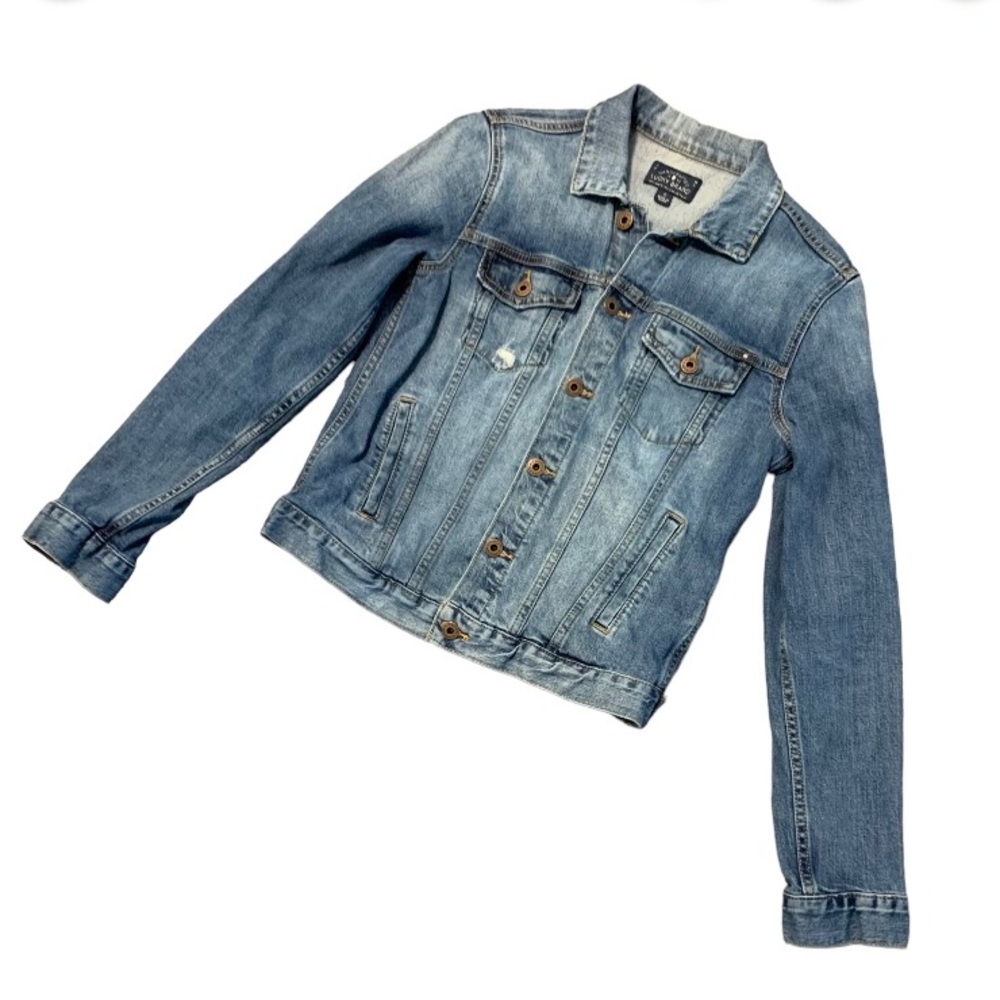 Lucky Brand Classic Denim Jacket Distressed Coastal Cowgirl Western. Sz S. EUC!